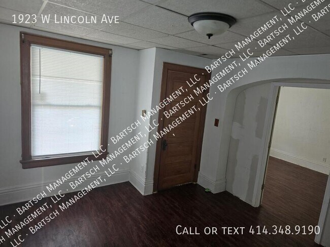 Foto del edificio - 1923 W Lincoln Ave