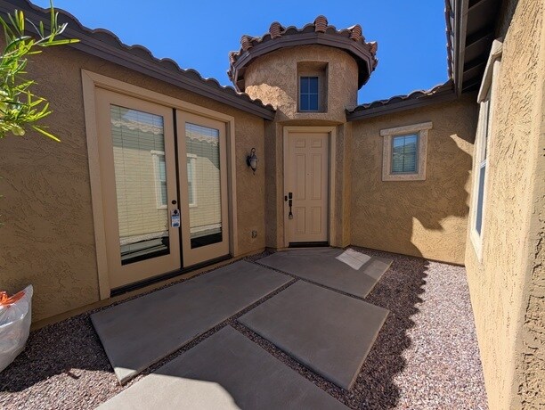 Building Photo - 17015 W Hammond St