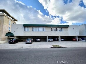 Building Photo - 439 Le Doux Rd