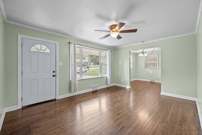 Foto del edificio - 205 Fieldstone Cir