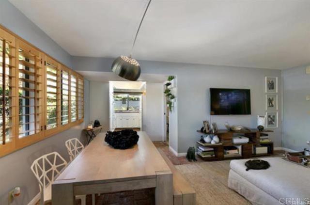 Building Photo - 16902 Via De Santa Fe