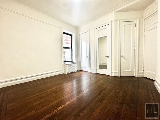 Building Photo - WEST 72 STREET