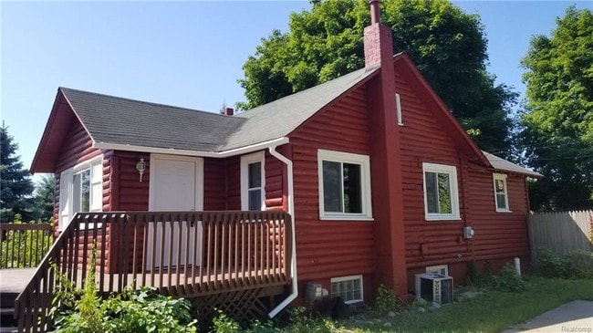 Foto del edificio - 805 Scott Lake Rd