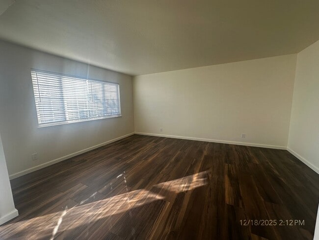 Foto del edificio - 4 Bedroom Bel Aire Home