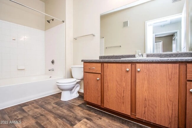 Building Photo - 1941 S Pierpont Dr