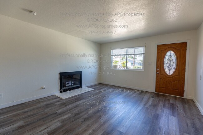 Foto del edificio - 519 N Daisy Ave