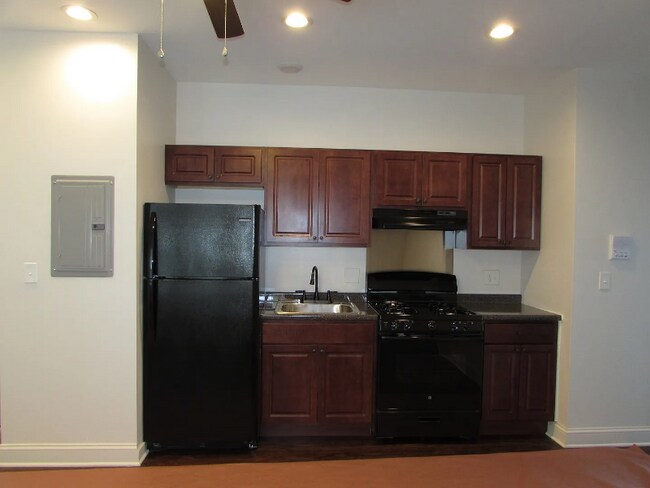 Foto del edificio - 8246 S Racine Ave