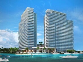 Building Photo - 16385 Biscayne Blvd