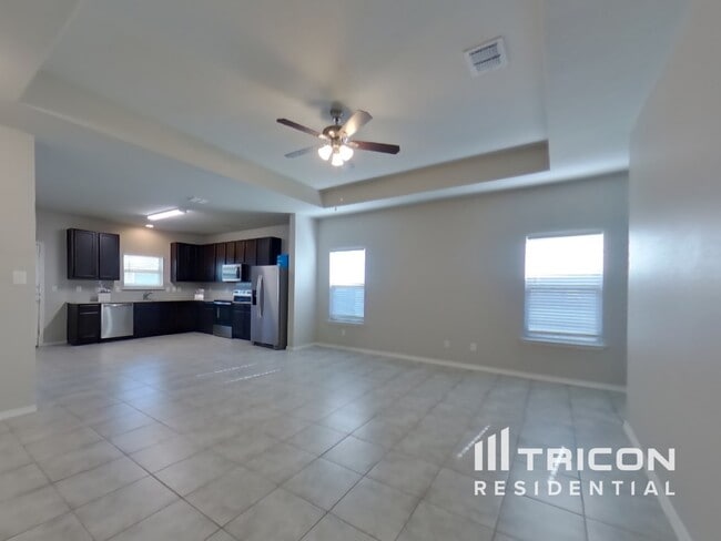 Building Photo - 7407 Snapdragon Ct