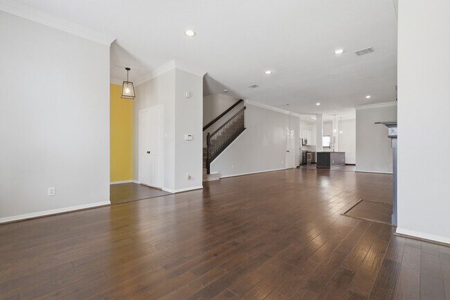 Foto del edificio - 9419 Stonehouse Ln