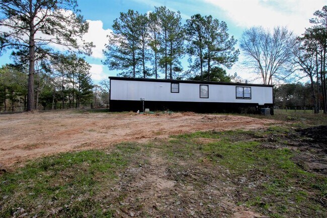 Foto del edificio - 14440 Rolling Acres Rd