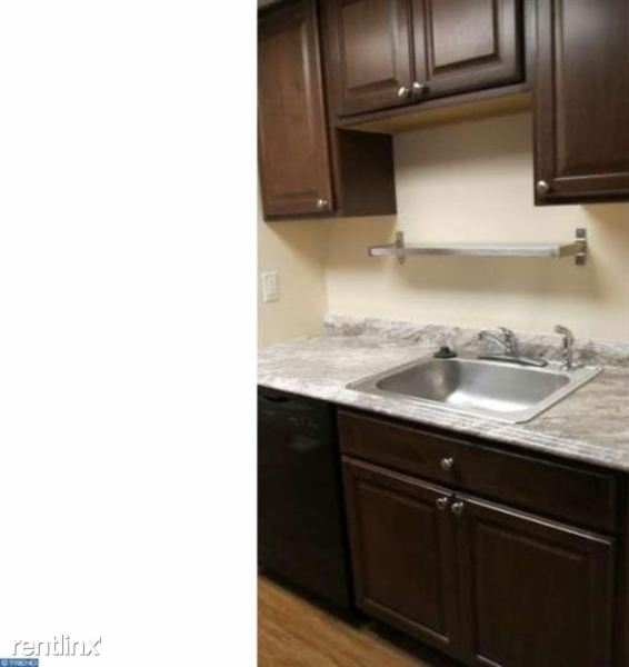 Building Photo - 109 Village Walk