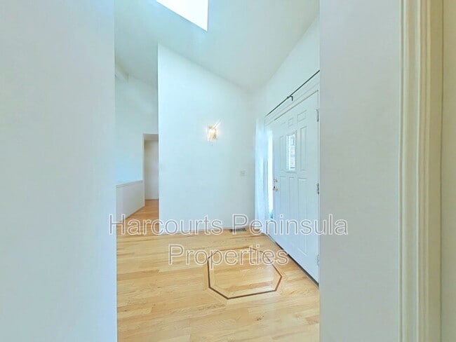 Building Photo - 7801 Amethyst Loop NW