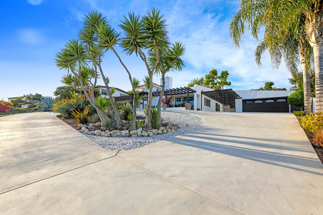 Building Photo - 30717 Palos Verdes Dr E