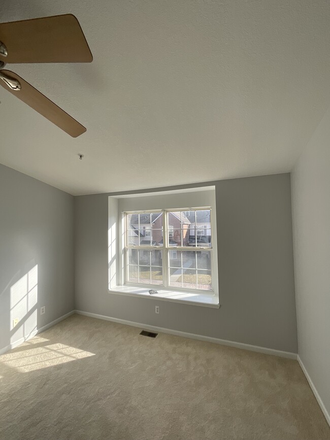 Building Photo - 28935 Cullen Dr