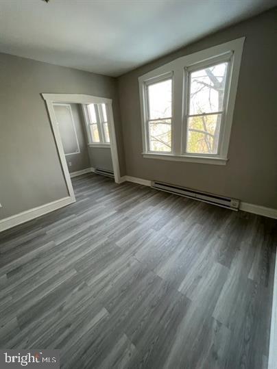 Foto del edificio - 125 E Bettlewood Ave