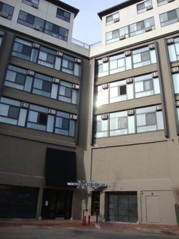 Building Photo - 12 Stoneholm St