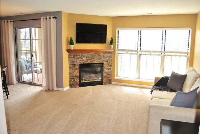 Foto del edificio - 5988 Chasewood Pkwy