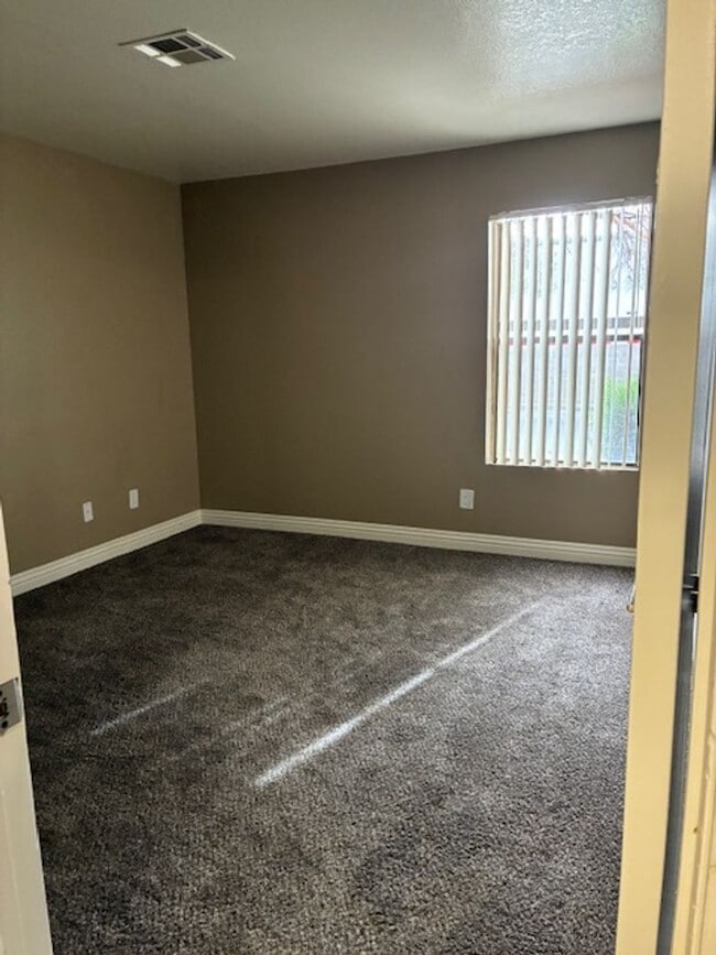 Interior Photo - Mandalay Bay Apartments