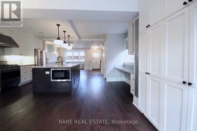 Building Photo - 333 Brookdale Ave