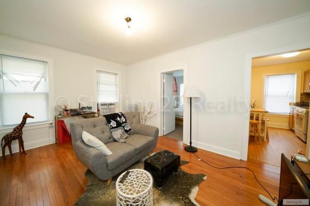 Foto principal - 1 bedroom in New York NY 11105