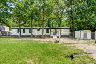 Building Photo - 26342 Hunters Trail
