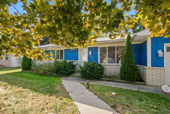 Building Photo - Amazing Troy Rental Available Now!