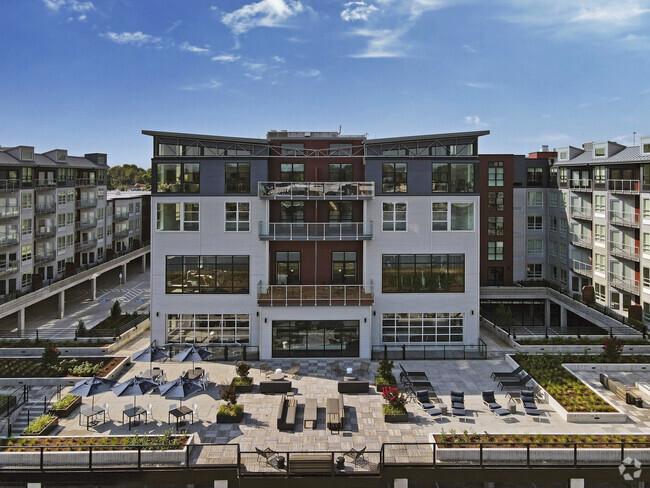 Resident Terrace - Harbor Sky