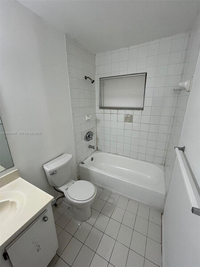 Foto del edificio - 58 SW 14th Terrace