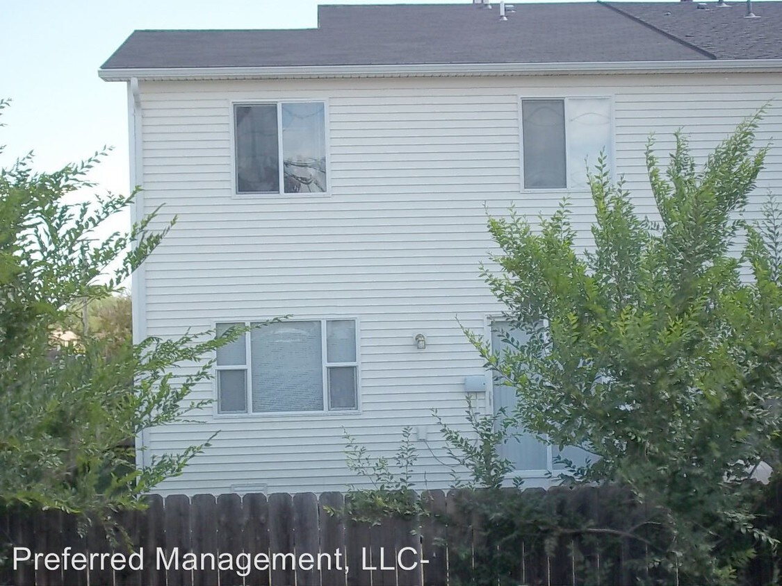 Building Photo - 380 Patton Ave