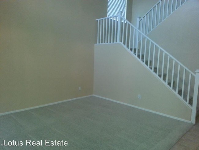 Building Photo - 4 br, 3 bath House - 230 E MULE TRAIN TRL