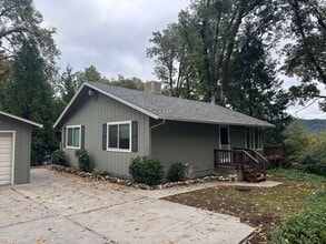 Building Photo - 12377 Pawnee Trail