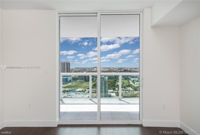 Foto del edificio - 1 br, 1 bath Condo - 1800 N Bayshore Dr Ap...