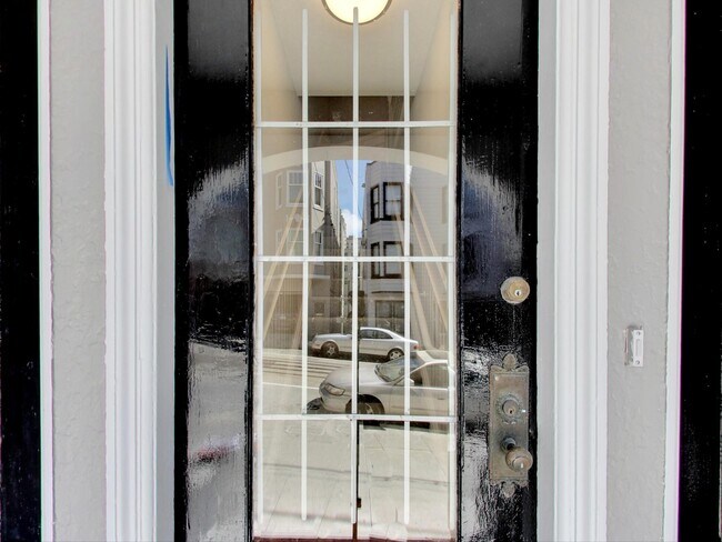 Building Photo - 950 Jackson St