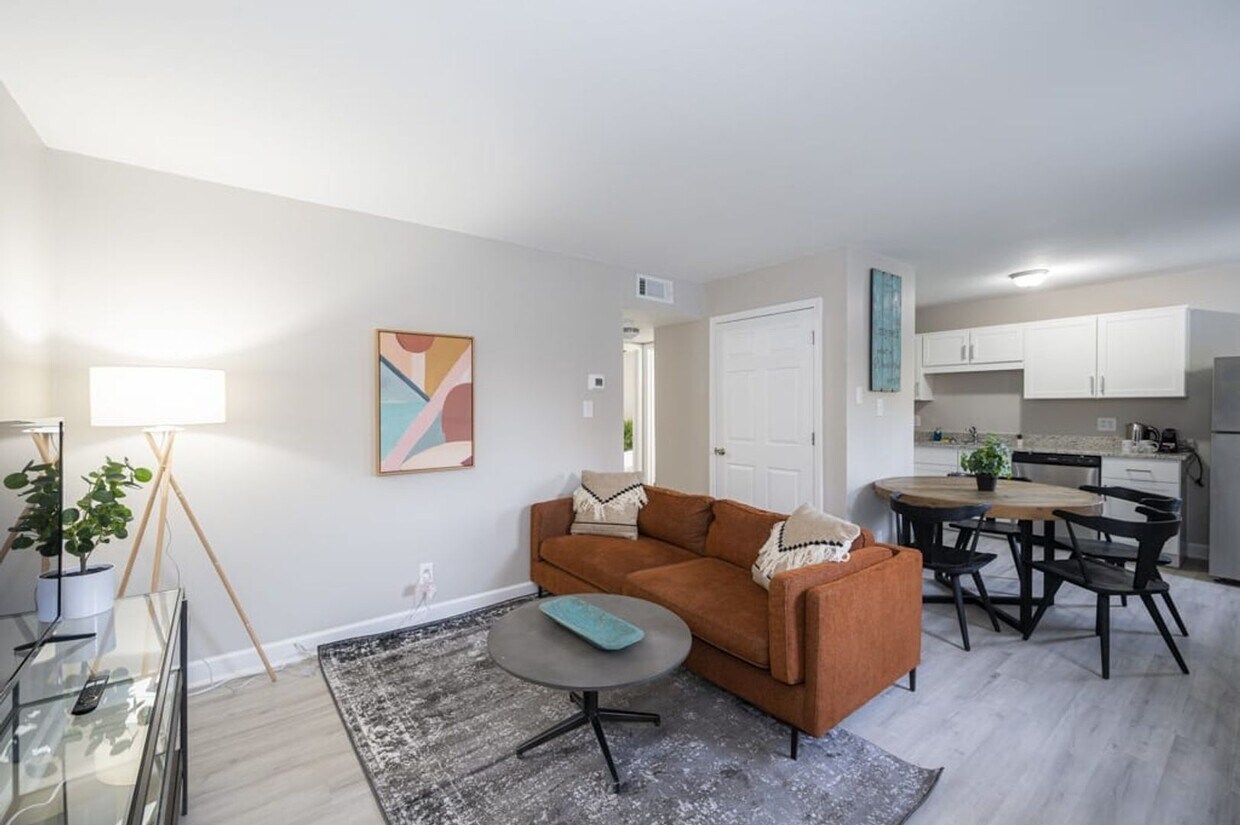 Foto principal - 2312 S Roxboro St