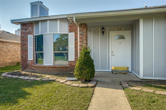 Foto del edificio - 1631 Thomaswood Ln