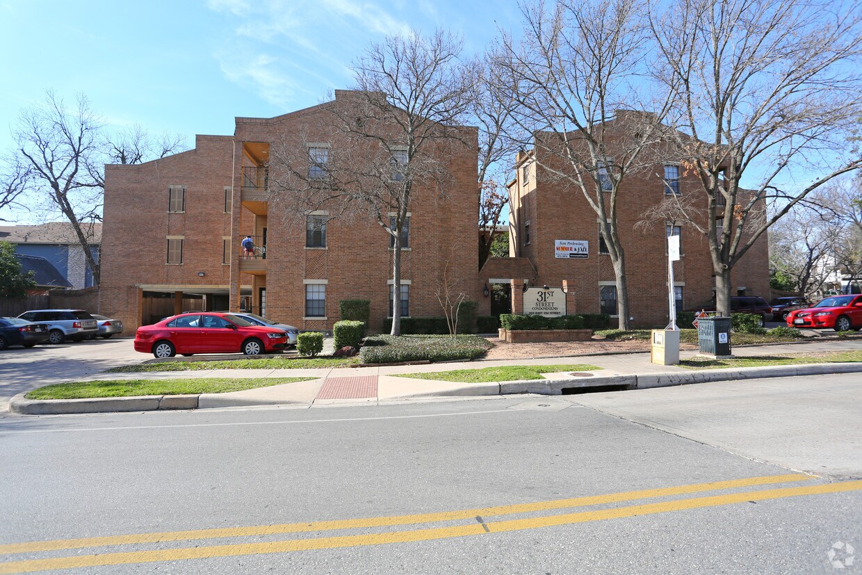 Primary Photo - 31st Street Condominiums