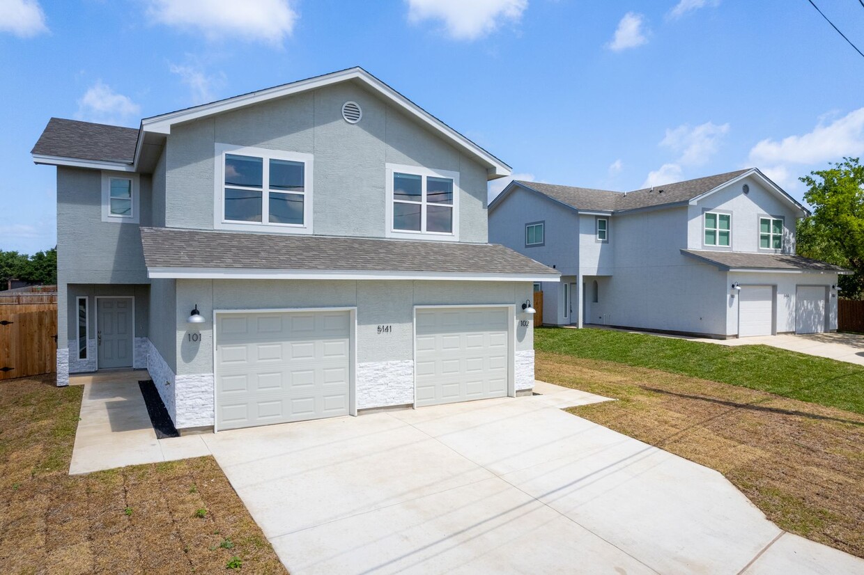 Foto principal - 5141 Kelwood St