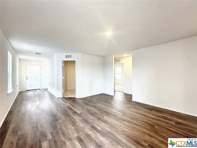 Building Photo - 537 Autumn Blaze
