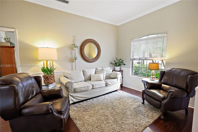 Foto del edificio - 143 37th Dr SW