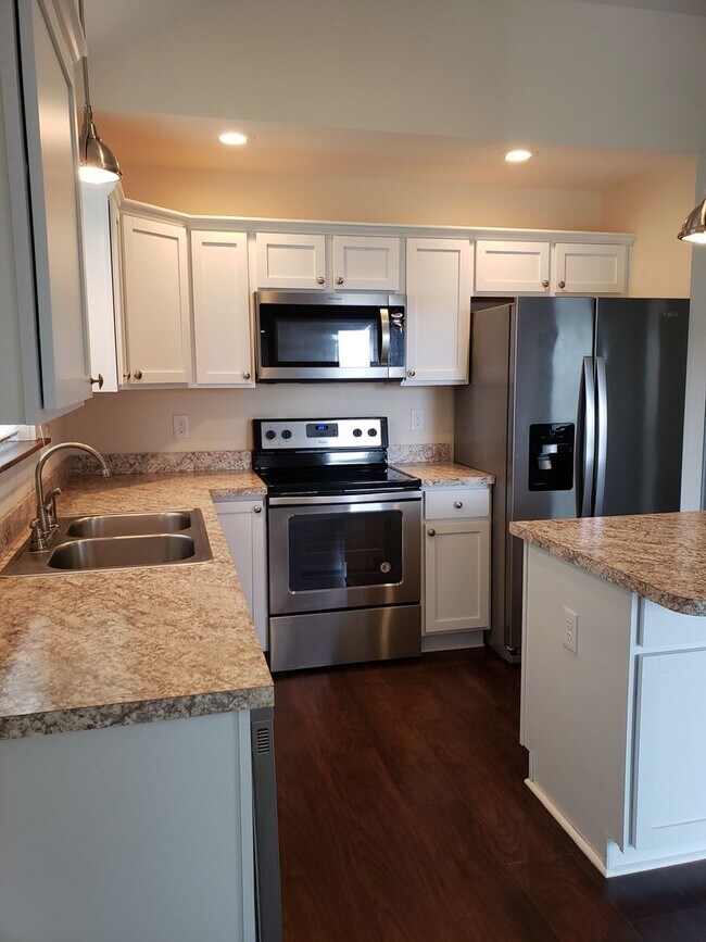 100 Golden Jubilee St, Jarvisburg, NC 27947 House Rental in