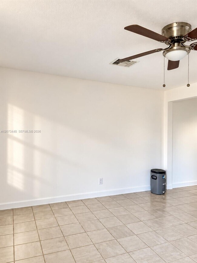 Building Photo - 2274 SW 44th St