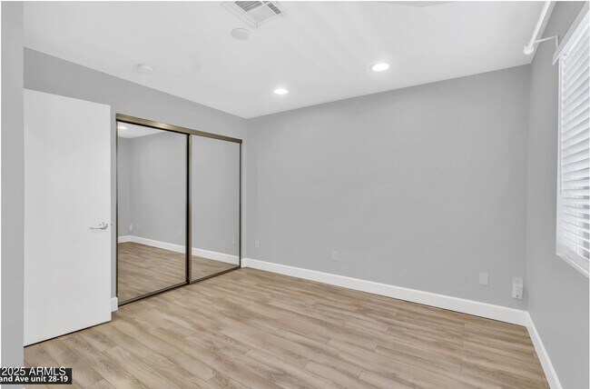 Foto del edificio - 1850 E Maryland Ave