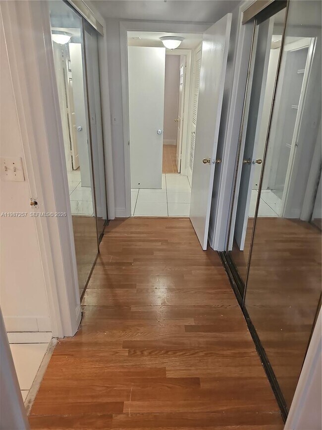 Building Photo - 3301 Spanish Moss Terrace