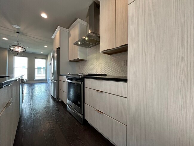 Photo - 1617 Cannon View Ln Townhome