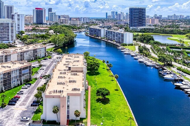 Building Photo - 601 Three Islands Boulevard