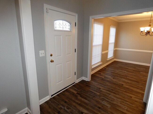 Building Photo - 5408 Veld Ct