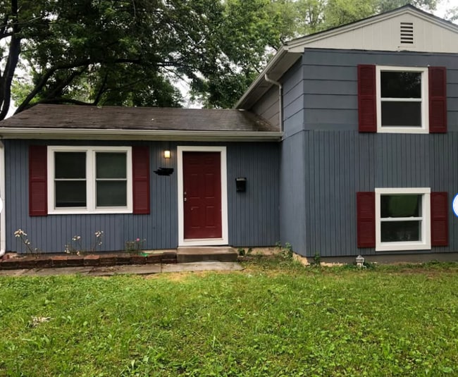 Building Photo - 5207 Sycamore Ave