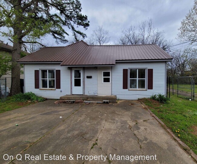 Building Photo - 4 br, 2 bath House - 331 N Fisher
