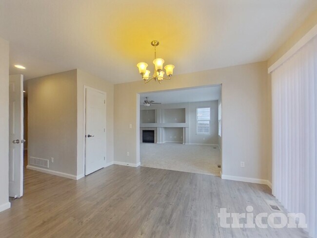 Foto del edificio - 5127 E 118th Pl